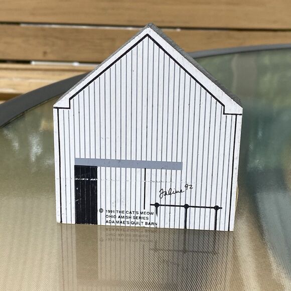 Cats Meow Ada Maes Quilt Barn Wooden Shelf Sitter Ohio Amish Series 1991 - Picture 2 of 6